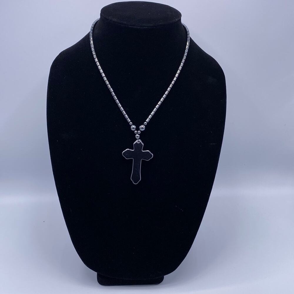 New Unisex Handcrafted Hematite Black 17.5" Cross Pendant Drum Barrel Necklace